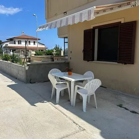 Ferienhaus La Vie En Rose A 10 Minuti Dalle Spiaggie Ciaramiti